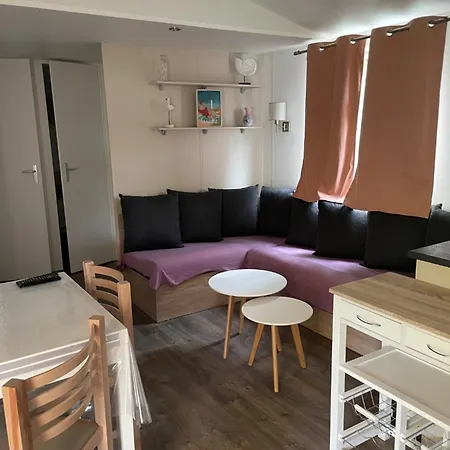 Κάμπινγκ Mobilhome 6 Personnes *